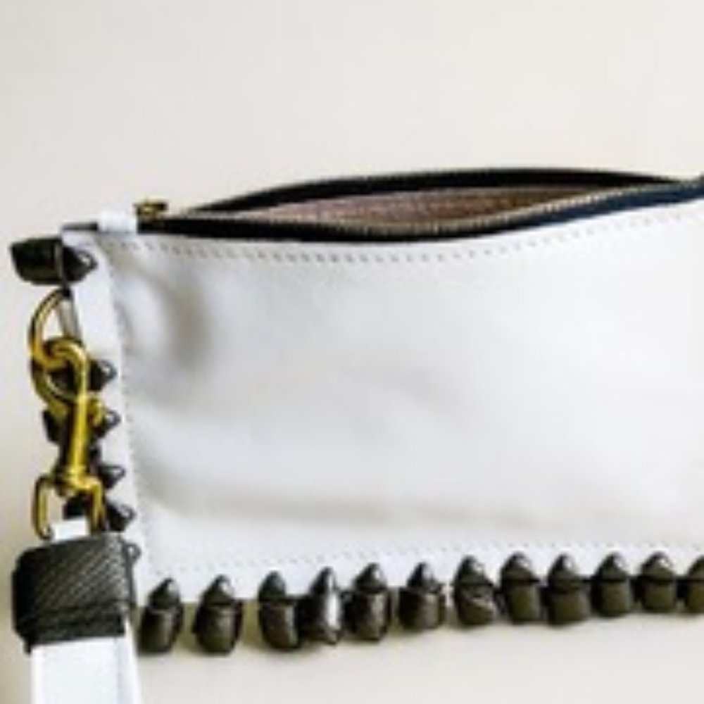 Ivory Leather Wristlet Brand New / London Design! - Picture 2 of 2